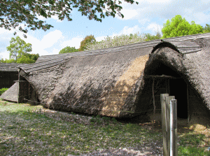 古代家屋復元広場、鹿の子史跡公園（風土記の丘）の写真