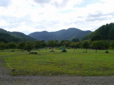 余地ダム公園の写真