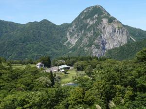 明星山と高浪の池 絶好の撮影スポットの写真3