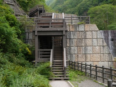 苗名滝の写真3