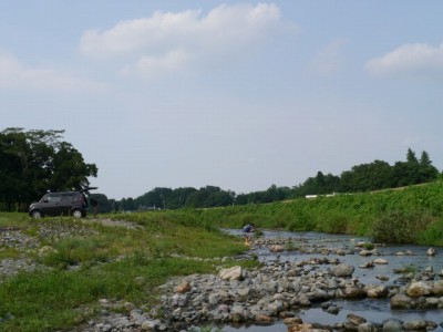 川の広場で川遊び！の写真4