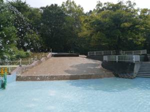 【プール】国営武蔵丘陵森林公園の水遊び場！の写真2