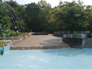 【プール】国営武蔵丘陵森林公園の水遊び場！の写真2