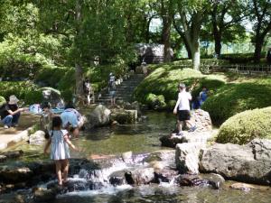 【じゃぶじゃぶ池】上尾丸山公園のじゃぶじゃぶ池で水遊び！の写真17