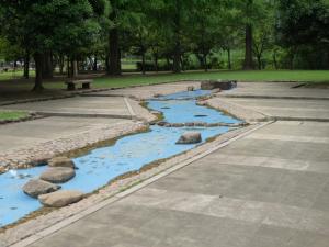 【じゃぶじゃぶ池】町制施行記念公園のじゃぶじゃぶ池で水遊び！の写真20