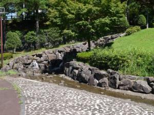 【じゃぶじゃぶ池】鳩山町農村公園のじゃぶじゃぶ池で水遊び！の写真3