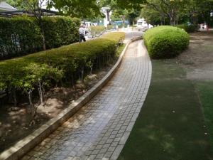 【じゃぶじゃぶ池】戸塚中台公園のじゃぶじゃぶ池で水遊び！？の写真4