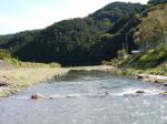 【川遊び】槻川の河原4（東秩父村立槻川小学校の前）で川遊び！の写真のサムネイル写真4