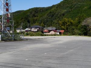 槻川の河原4（東秩父村立槻川小学校の前）の写真