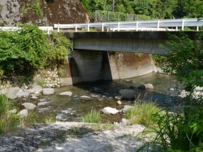 持越川、県道59号線の写真